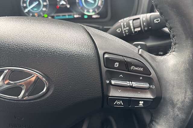 Hyundai KONA 1.6 GDi Hybrid Premium 5dr DCT Blue