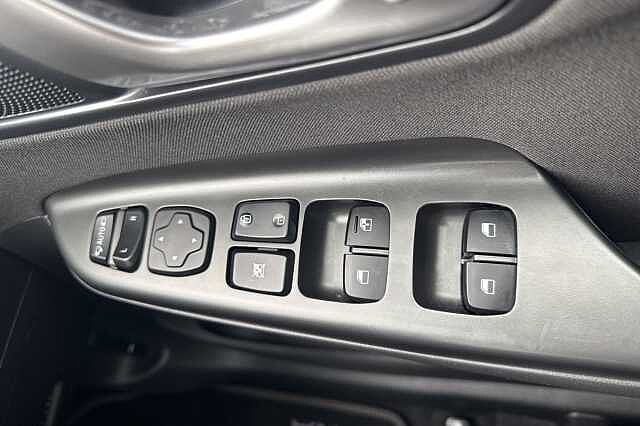 Hyundai KONA 1.6 GDi Hybrid Premium 5dr DCT Blue