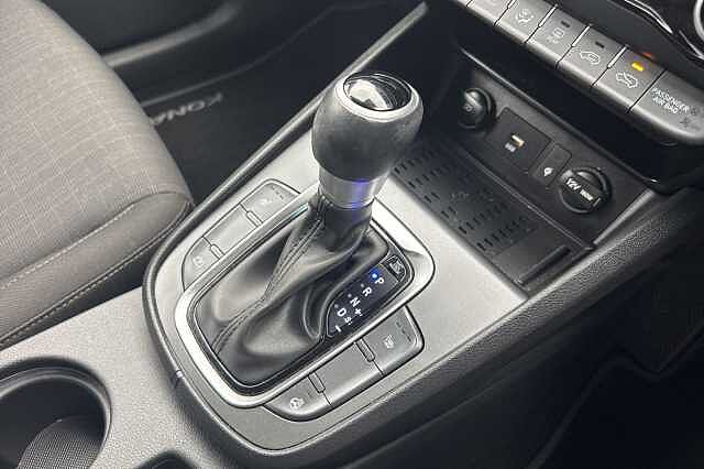 Hyundai KONA 1.6 GDi Hybrid Premium 5dr DCT Blue