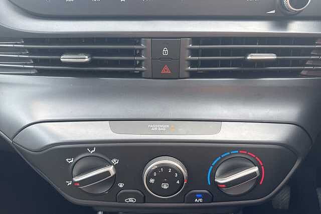 Hyundai I20 1.0T GDi Advance 5dr Black