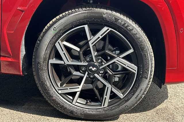 Hyundai TUCSON 1.6T Hybrid N Line S 5dr Auto Red
