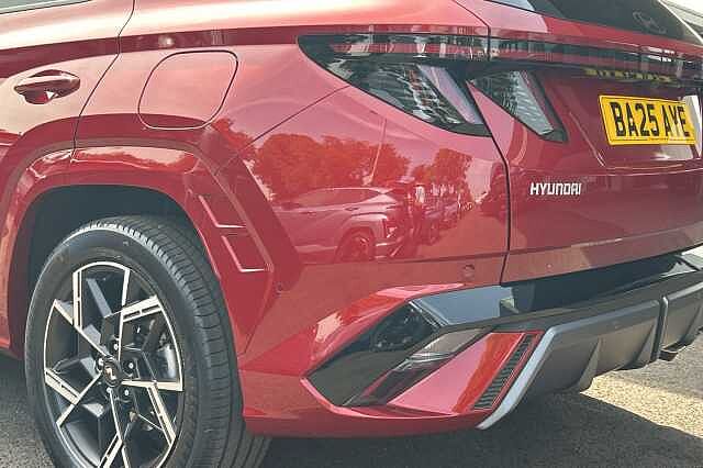 Hyundai TUCSON 1.6T Hybrid N Line S 5dr Auto Red