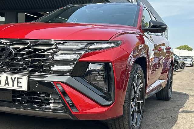 Hyundai TUCSON 1.6T Hybrid N Line S 5dr Auto Red