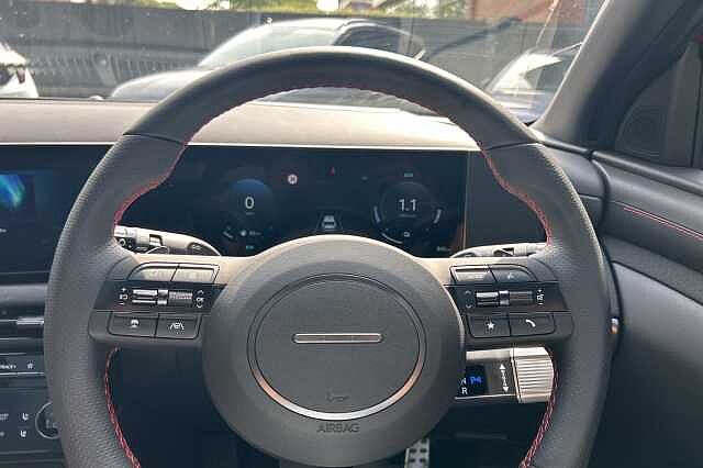 Hyundai TUCSON 1.6T Hybrid N Line S 5dr Auto Red