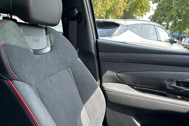 Hyundai TUCSON 1.6T Hybrid N Line S 5dr Auto Red