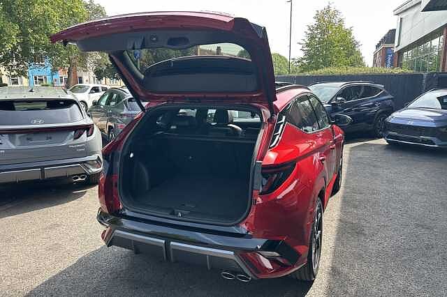 Hyundai TUCSON 1.6T Hybrid N Line S 5dr Auto Red