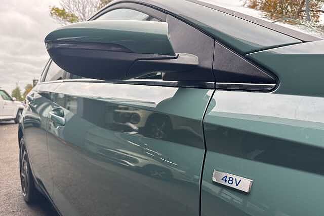 Hyundai I20 1.0T GDi 48V MHD Premium 5dr Green