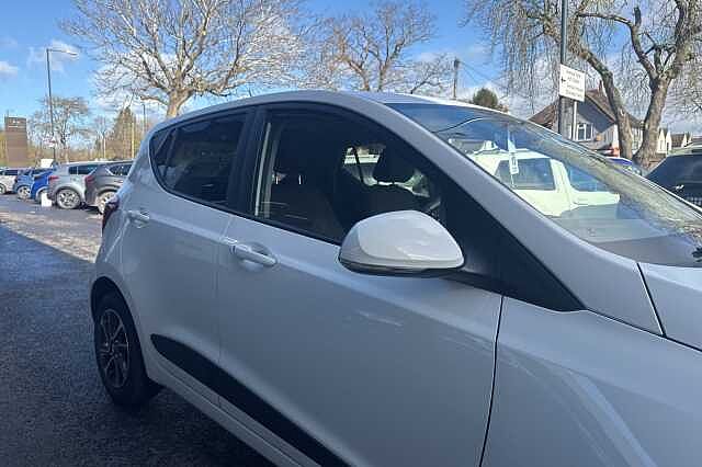 Hyundai i10 1.2 Premium 5dr