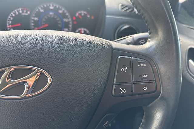 Hyundai i10 1.2 Premium 5dr