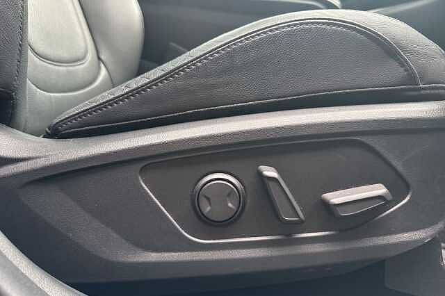 Hyundai TUCSON 1.6 TGDi Hybrid 230 Ultimate 5dr 2WD Auto Blue