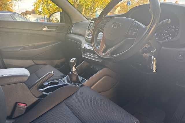 Hyundai TUCSON 1.7 CRDi Blue Drive SE Nav 5dr 2WD Grey