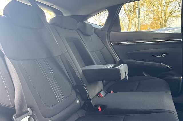 Hyundai TUCSON 1.6 TGDi Hybrid 230 SE Connect 5dr 2WD Auto Grey