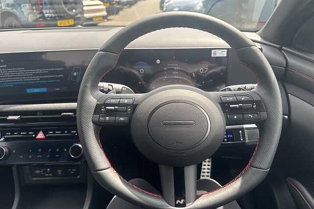 Hyundai TUCSON 1.6T 150 N Line 5dr DCT Black