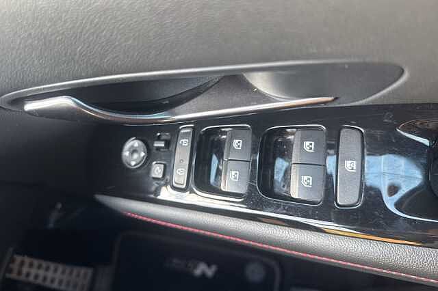 Hyundai TUCSON 1.6 TGDi Hybrid 230 N Line 5dr 2WD Auto Grey