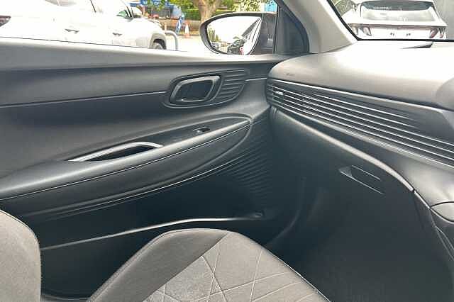 Hyundai BAYON 1.0 TGDi 48V MHEV SE Connect 5dr