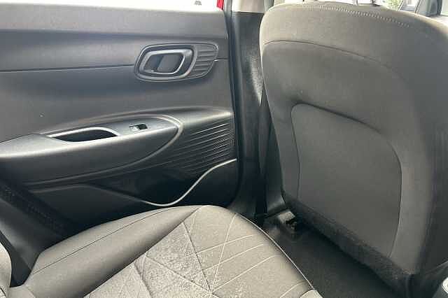 Hyundai BAYON 1.0 TGDi 48V MHEV SE Connect 5dr