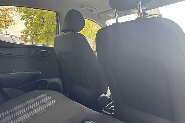 Hyundai I10 1.0 [63] Premium 5dr Auto [Nav] Grey