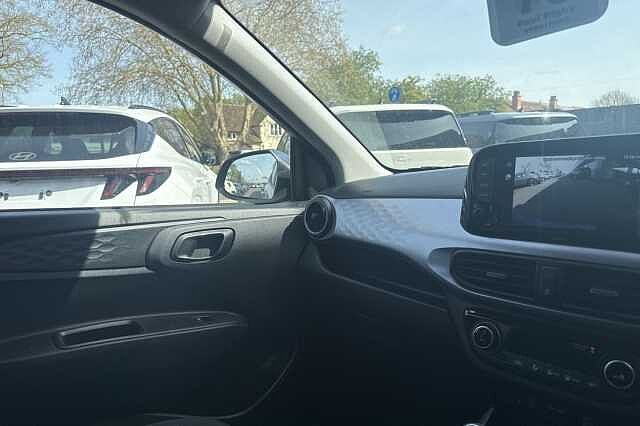Hyundai I10 premium Blue