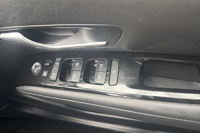 Hyundai TUCSON 1.6 TGDi 48V MHD SE Connect 5dr 2WD DCT Brown