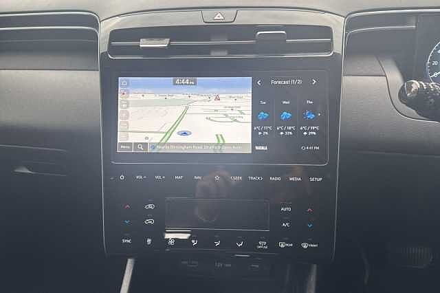 Hyundai TUCSON 1.6 TGDi 48V MHD SE Connect 5dr 2WD DCT Brown