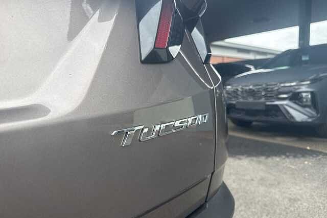 Hyundai TUCSON 1.6 TGDi 48V MHD SE Connect 5dr 2WD DCT Brown