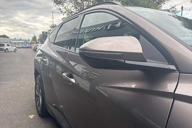 Hyundai TUCSON 1.6 TGDi 48V MHD SE Connect 5dr 2WD DCT Brown