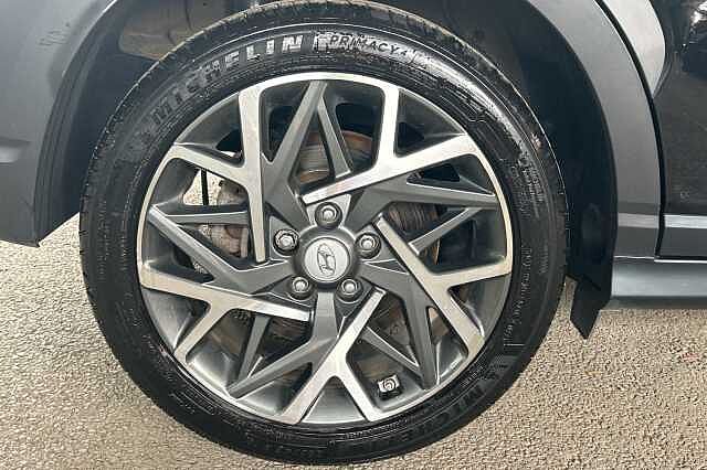 Hyundai KONA 1.6 GDi Hybrid Premium 5dr DCT Black