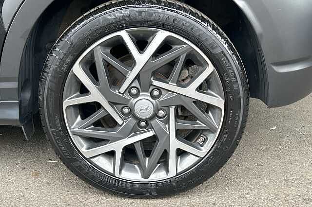 Hyundai KONA 1.6 GDi Hybrid Premium 5dr DCT Black