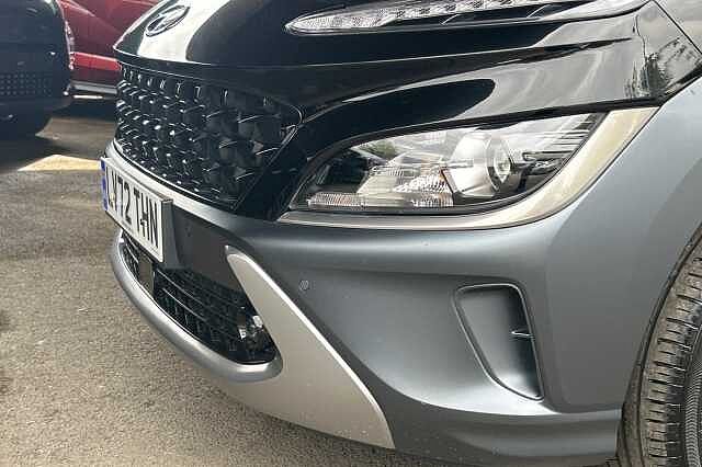 Hyundai KONA 1.6 GDi Hybrid Premium 5dr DCT Black
