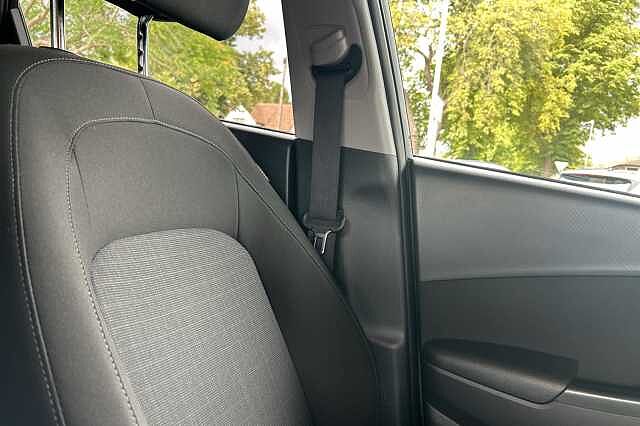 Hyundai KONA 1.6 GDi Hybrid Premium 5dr DCT Black