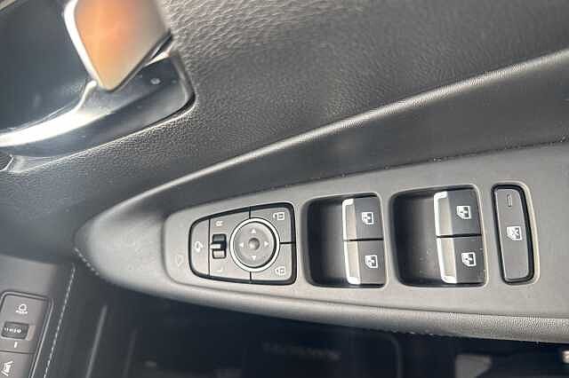 Hyundai SANTA FE 1.6 TGDi Hybrid Premium 5dr 4WD Auto