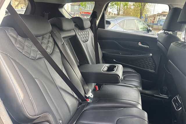 Hyundai SANTA FE 1.6 TGDi Hybrid Premium 5dr 4WD Auto