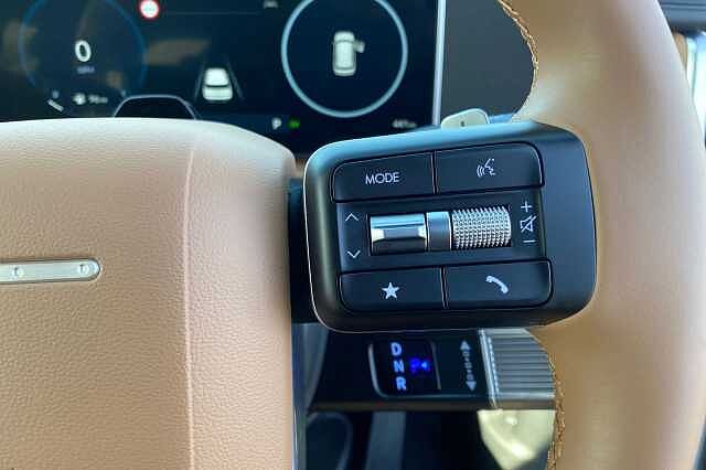 Hyundai SANTA FE 1.6 h T-GDi Ultimate SUV 5dr Petrol Hybrid Auto 4WD Euro 6 (s/s) (7Seat) (215 ps Shimmering Silver