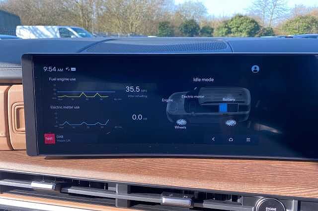 Hyundai SANTA FE 1.6 h T-GDi Ultimate SUV 5dr Petrol Hybrid Auto 4WD Euro 6 (s/s) (7Seat) (215 ps Shimmering Silver