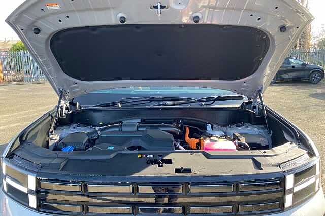 Hyundai SANTA FE 1.6 h T-GDi Ultimate SUV 5dr Petrol Hybrid Auto 4WD Euro 6 (s/s) (7Seat) (215 ps Shimmering Silver