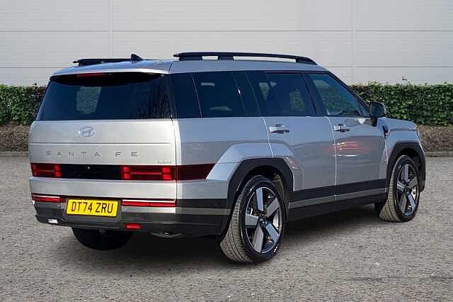Hyundai SANTA FE 1.6 h T-GDi Ultimate SUV 5dr Petrol Hybrid Auto 4WD Euro 6 (s/s) (7Seat) (215 ps Shimmering Silver