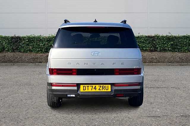 Hyundai SANTA FE 1.6 h T-GDi Ultimate SUV 5dr Petrol Hybrid Auto 4WD Euro 6 (s/s) (7Seat) (215 ps Shimmering Silver