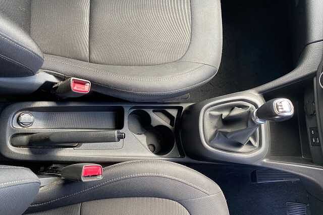 Hyundai i10 1.0 Play Hatchback 5dr Petrol Manual Euro 6 (67 ps)