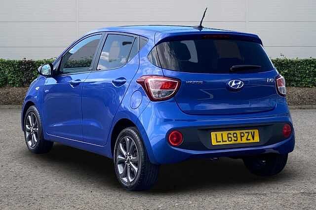 Hyundai i10 1.0 Play Hatchback 5dr Petrol Manual Euro 6 (67 ps)