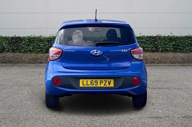 Hyundai i10 1.0 Play Hatchback 5dr Petrol Manual Euro 6 (67 ps)