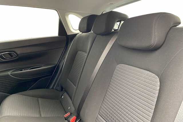 Hyundai I20 Premium Mhev T-Gdi Au Shimmering Silver