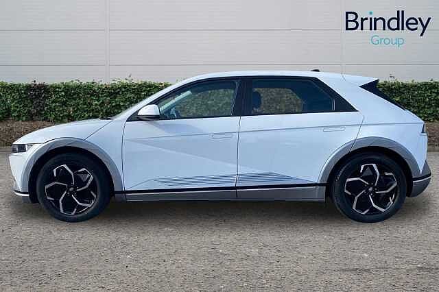 Hyundai IONIQ 5 73kWh Premium Hatchback 5dr Electric Auto AWD (305 ps) Atlas White