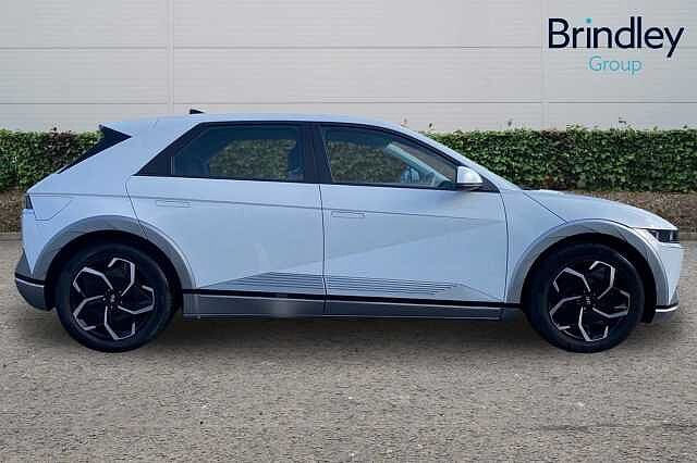 Hyundai IONIQ 5 73kWh Premium Hatchback 5dr Electric Auto AWD (305 ps) Atlas White