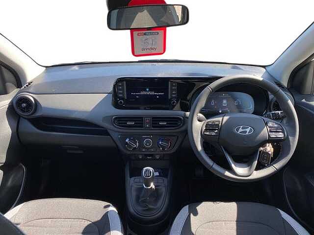Hyundai I10 5dr Hat 1.0 Mpi 63ps Advance Nav Atlas White