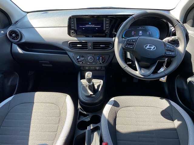 Hyundai I10 5dr Hat 1.0 Mpi 63ps Advance Nav Grey
