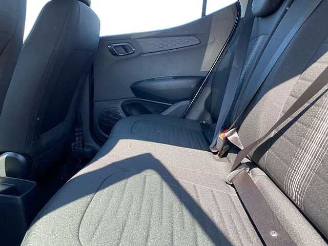 Hyundai I10 5dr Hat 1.0 Mpi 63ps Advance Nav Grey