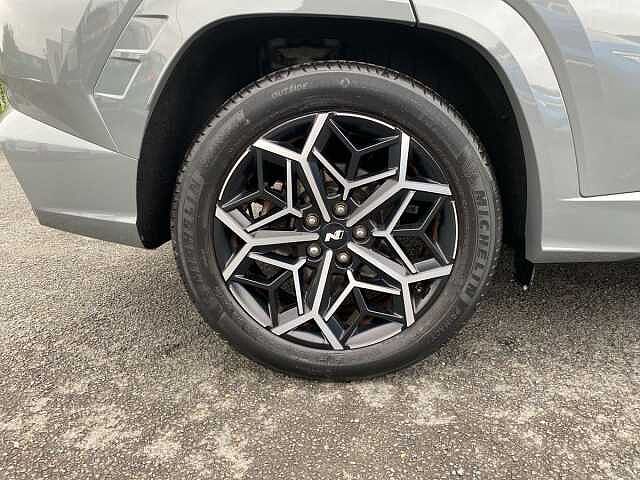 Hyundai TUCSON 1.6 h T-GDi N Line S SUV 5dr Petrol Hybrid Auto Euro 6 (s/s) (230 ps) Shadow Grey