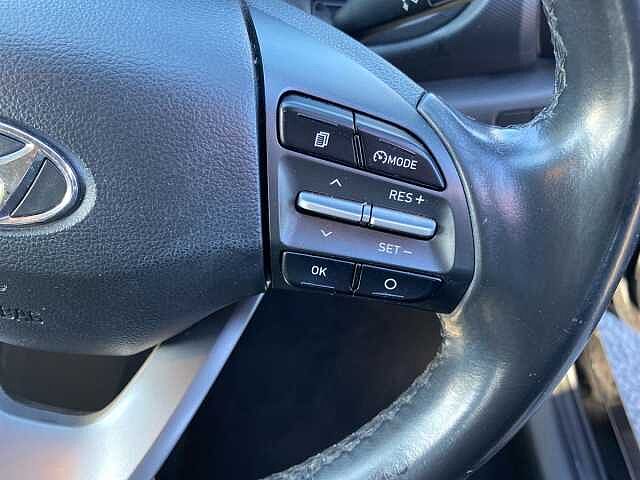 Hyundai Kona 1.0 T-GDi Play SUV 5dr Petrol Manual Euro 6 (s/s) (120 ps)