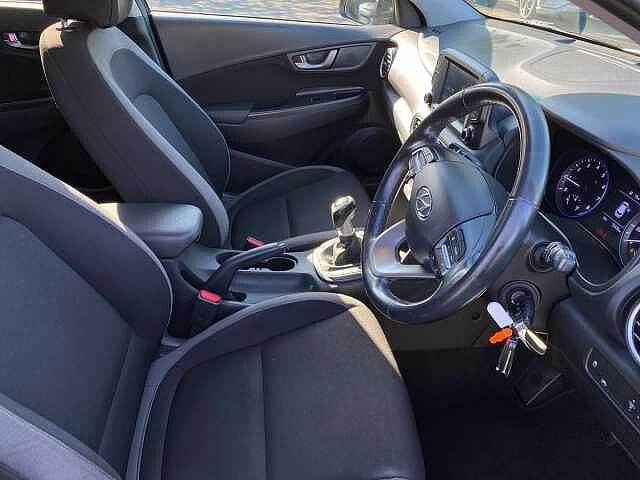 Hyundai Kona 1.0 T-GDi Play SUV 5dr Petrol Manual Euro 6 (s/s) (120 ps)