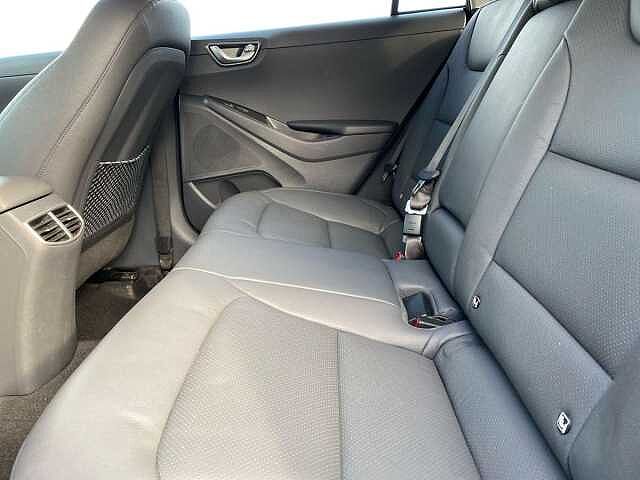 Hyundai Ioniq 38.3kWh Premium SE Hatchback 5dr Electric Auto (136 ps)